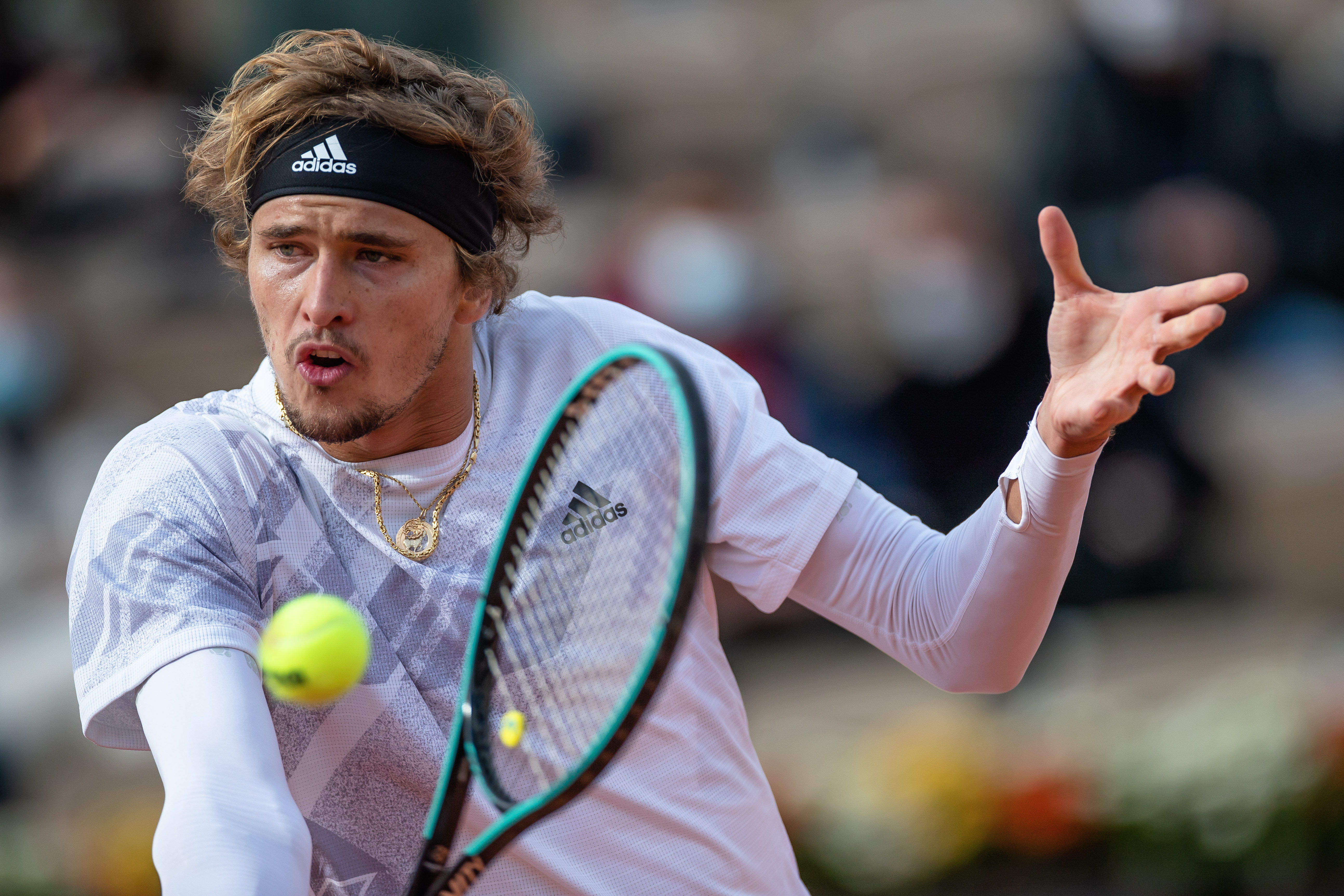 于攻守兼备 于攻守兼备